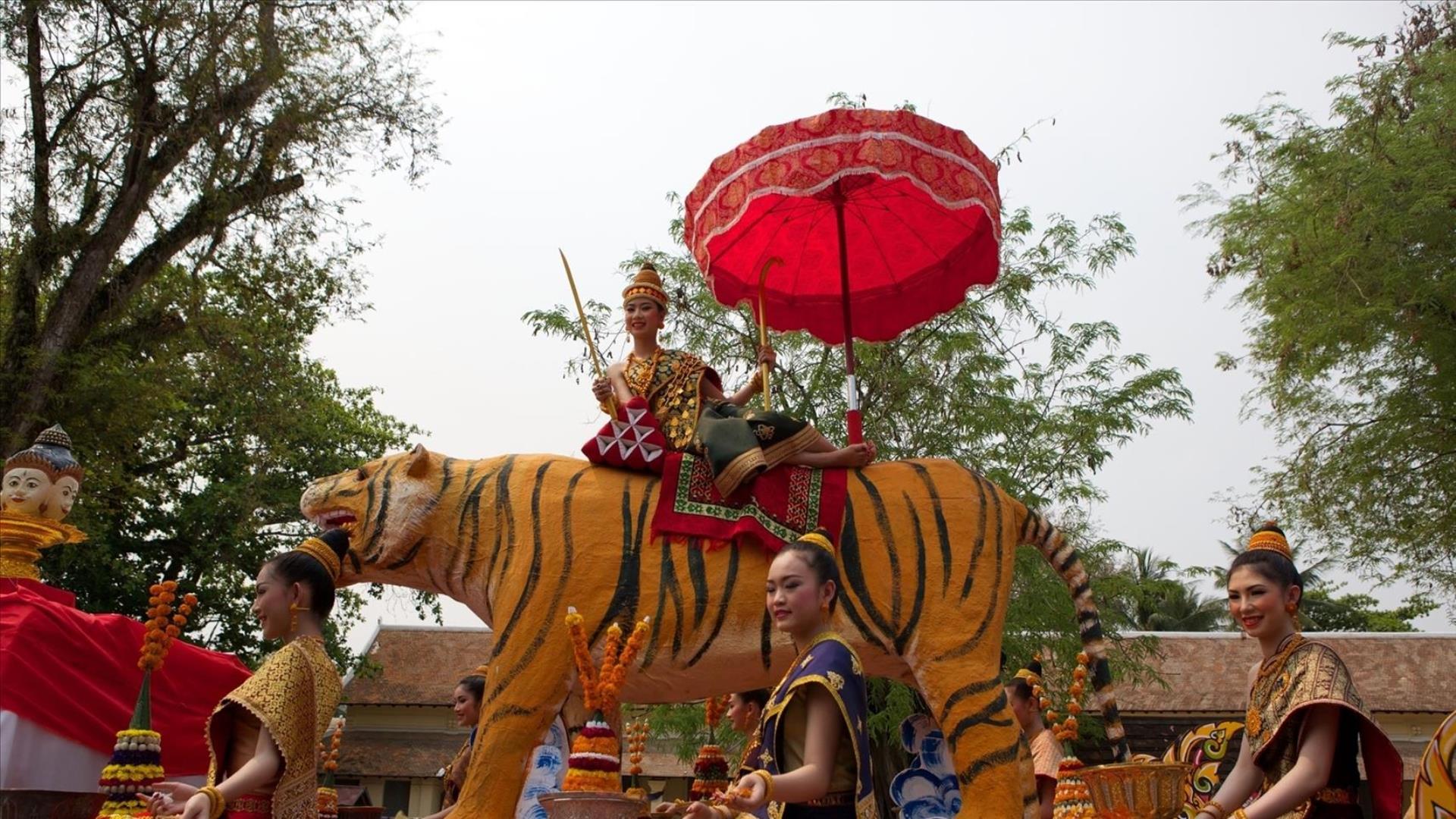 Event Calendar - April