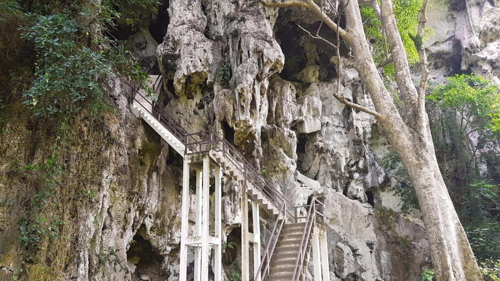 Laos, Nong Khiaw : Phatok Historical Cave and Farm Tour - Half Day | Phathok Historical Cave and Farm Tour 
